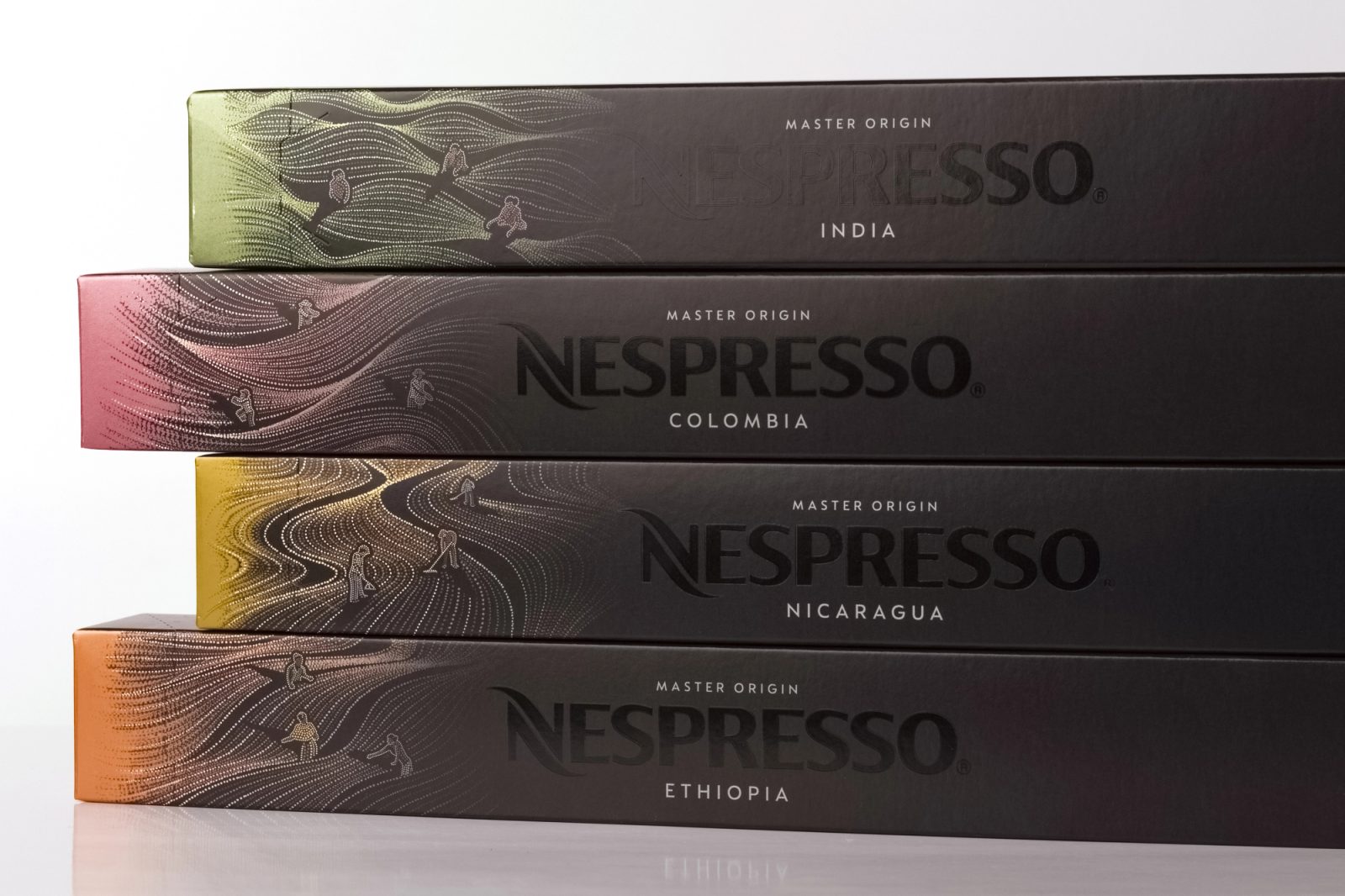 Zakaj nespresso ob kavi ponuja tudi nakup žepnih porcij posladkov